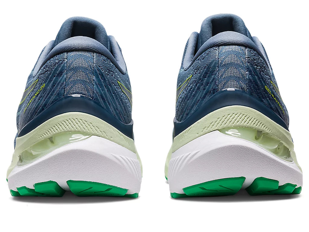 Nike pegasus outlet vs asics kayano